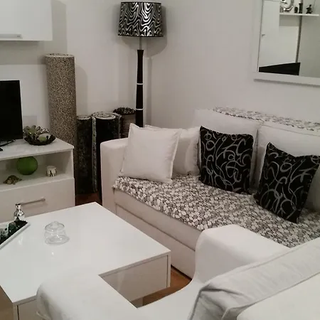 Apartment -stan U Centru *