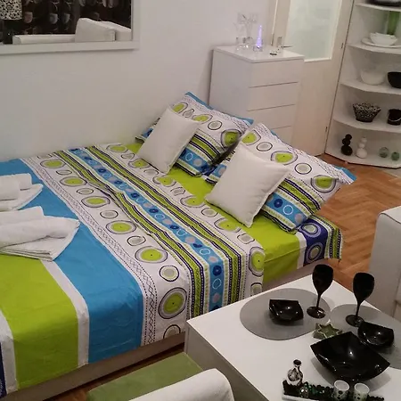 アパート -stan U Centru